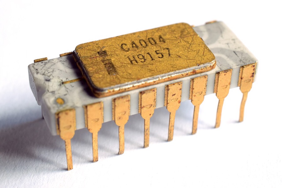 Processador Intel C4004, o primeiro microprocessador comercial